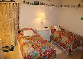Direct Oceanfront, Upgraded, 3 BR, Large Balcony - Anastasia 407