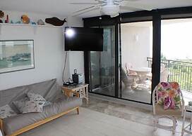 Direct Oceanfront, Upgraded, 3 BR, Large Balcony - Anastasia 407
