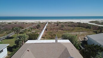 Pet Friendly, Oceanfront, 3 Bed, 2 Bath - Ocean Paradise