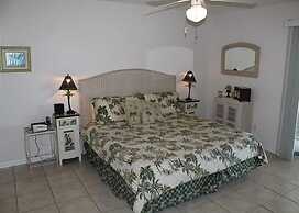 Pet Friendly, Oceanfront, 3 Bed, 2 Bath - Ocean Paradise