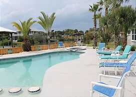 Pet Friendly, 3 BR, 2 BA, Private Pool - Sunset Harbor