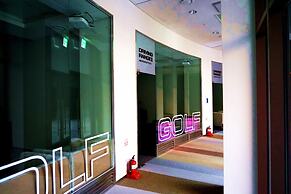 Phoenix Island Ocean Star Resort