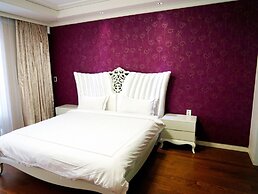 Phoenix Island Ocean Star Resort