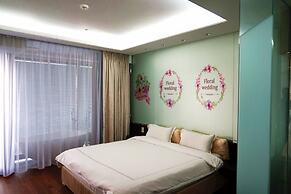 Phoenix Island Ocean Star Resort