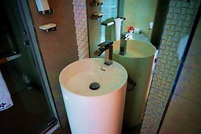 Phoenix Island Ocean Star Resort