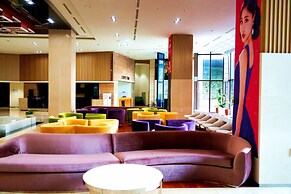 Phoenix Island Ocean Star Resort