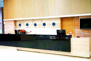 Phoenix Island Ocean Star Resort