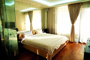 Phoenix Island Ocean Star Resort