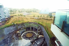 Phoenix Island Ocean Star Resort