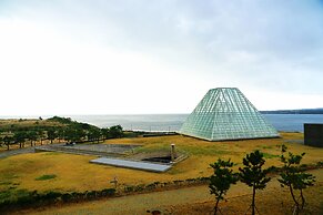 Phoenix Island Ocean Star Resort