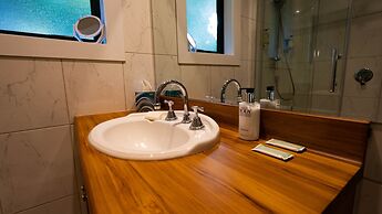 The Jolly Poacher Retreat