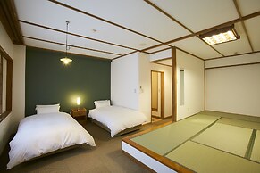 Yumori Onsen Hostel