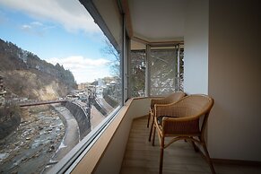 Yumori Onsen Hostel