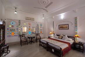 Hotel Raj Niwas