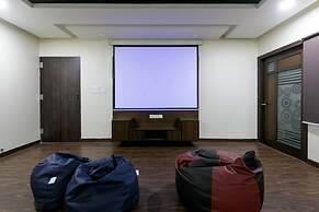 Bungalow by the station by Vista Rooms