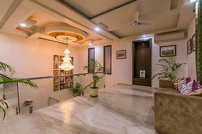 Bungalow by the station by Vista Rooms