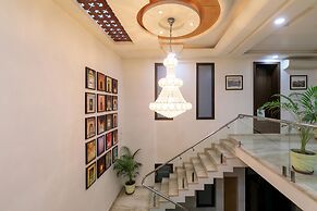 Bungalow by the station by Vista Rooms