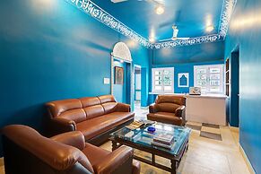 Ashapura Niwas by Vista Rooms