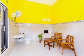 OYO 1427 Azzahra Guest House Syariah