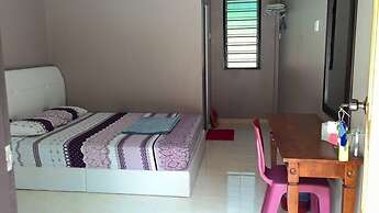 Country House Pulai Holiday Village