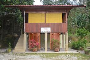 Country House Pulai Holiday Village