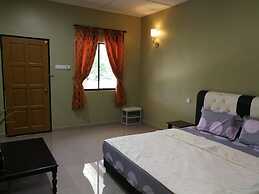 Country House Pulai Holiday Village