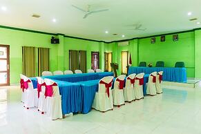 Super OYO 1682 Greenia Hotel