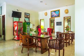 Super OYO 1682 Greenia Hotel