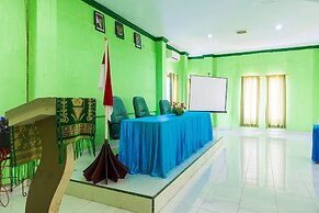 Super OYO 1682 Greenia Hotel