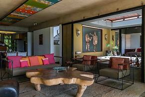 Toya Toya by Vista Rooms