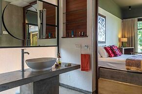 Toya Toya by Vista Rooms