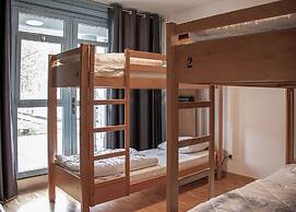 Geneva Hostel