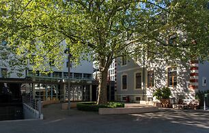 Geneva Hostel