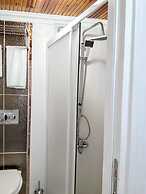 Golden Life Apart Otel