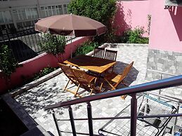 Golden Life Apart Otel