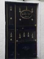 Golden Life Apart Otel