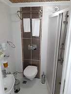 Golden Life Apart Otel