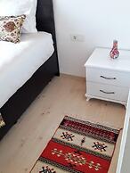 Golden Life Apart Otel