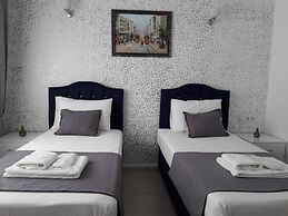 Golden Life Apart Otel