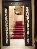 Colosseo Studio Suites