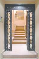 Colosseo Studio Suites