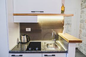 Sir George Luxury Suites