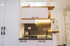 Sir George Luxury Suites