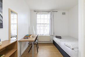 Tower Bridge Accommodation - 11