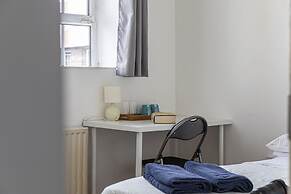 Tower Bridge Accommodation - 11