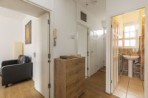 Tower Bridge Accommodation - 11