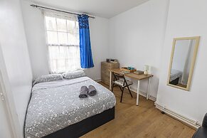 Tower Bridge Accommodation - 11