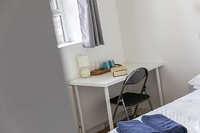 Tower Bridge Accommodation - 11