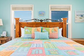 Selah 3 Bedroom Home by RedAwning