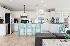 Selah 3 Bedroom Home by RedAwning